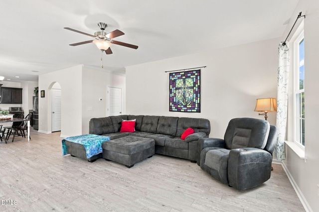 8109 Fieldcrest Lane, Fuquay Varina, NC 27526