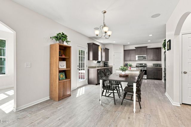 8109 Fieldcrest Lane, Fuquay Varina, NC 27526