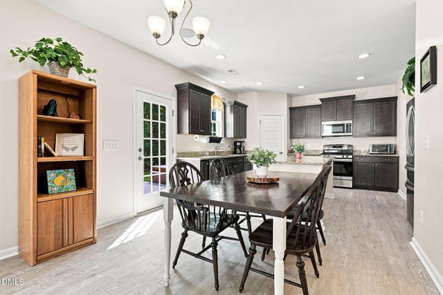 8109 Fieldcrest Lane, Fuquay Varina, NC 27526