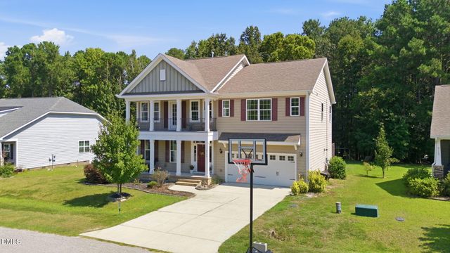 8109 Fieldcrest Lane, Fuquay Varina, NC 27526