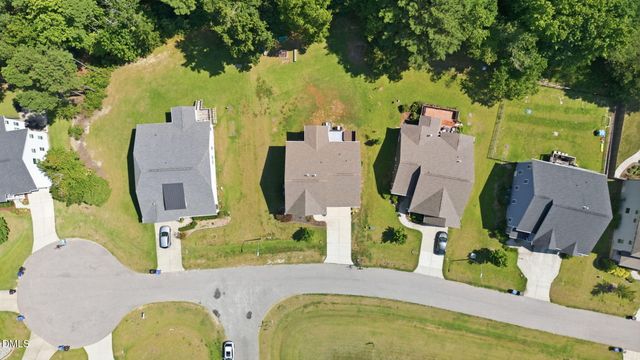 8109 Fieldcrest Lane, Fuquay Varina, NC 27526