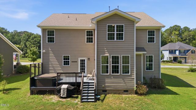8109 Fieldcrest Lane, Fuquay Varina, NC 27526