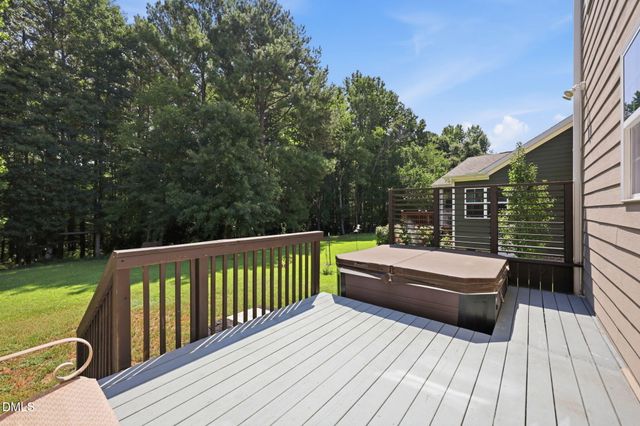 8109 Fieldcrest Lane, Fuquay Varina, NC 27526