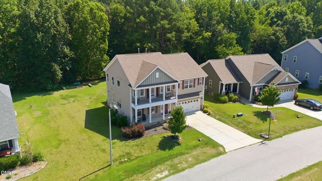 8109 Fieldcrest Lane, Fuquay Varina, NC 27526