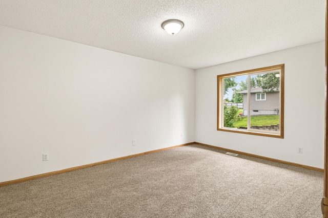 11023 Frankfort Parkway NE, Saint Michael, MN 55376