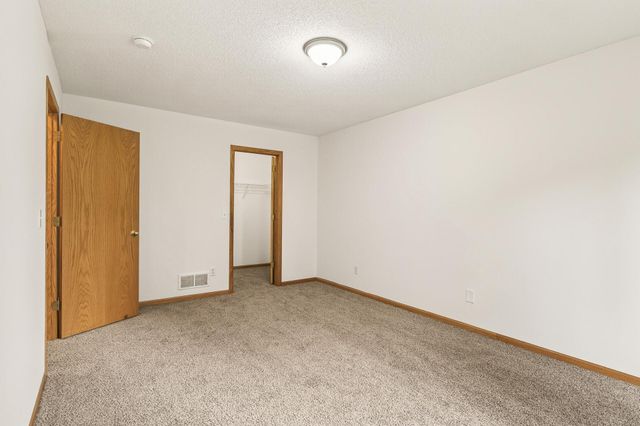 11023 Frankfort Parkway NE, Saint Michael, MN 55376