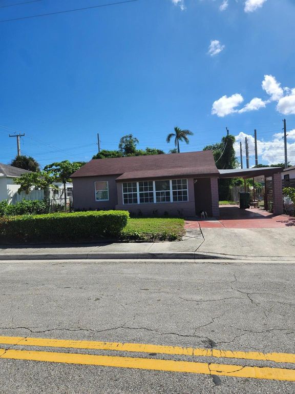 609 W 2nd Street, Riviera Beach, FL 33404