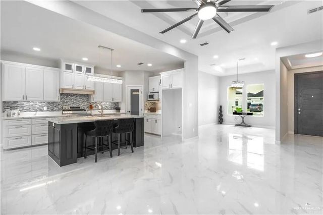 813 N Trinity Street, Edinburg, TX 78541
