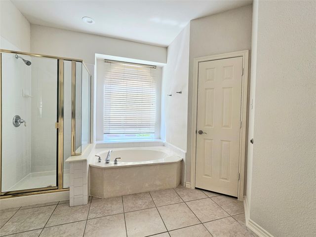 1210 Autumn Drive, Mansfield, TX 76063