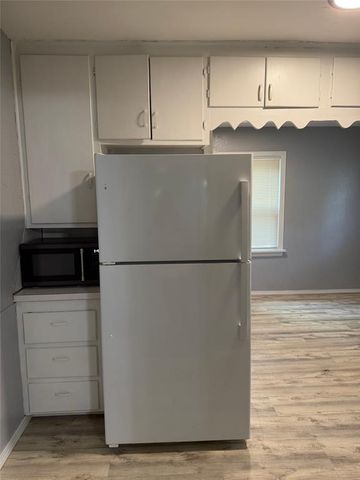 123 Grandview Road, Midwest City, OK 73130