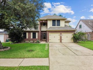 514 Welford Lane, Highlands, TX 77562