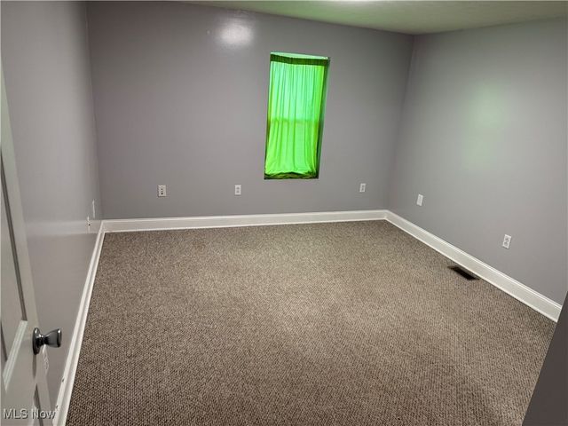 611 19th Street, Vienna, WV 26105