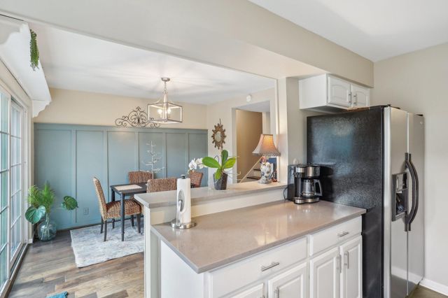 6355 Del Monte Drive 64, Houston, TX 77057