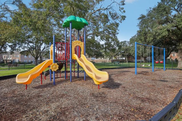 6355 Del Monte Drive 64, Houston, TX 77057