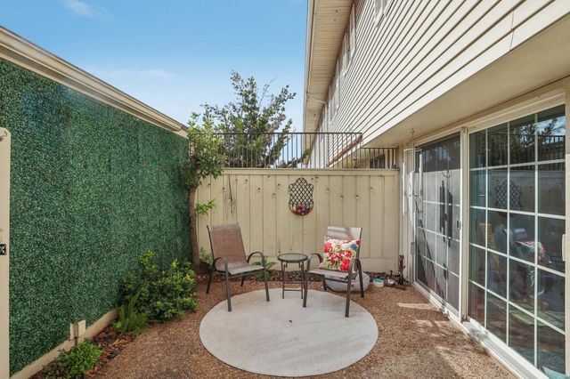 6355 Del Monte Drive 64, Houston, TX 77057