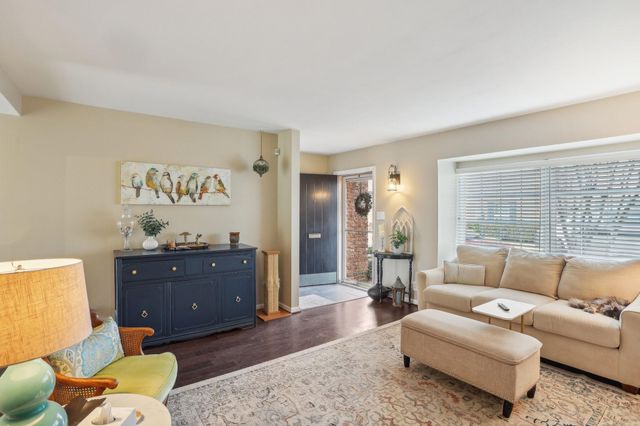 6355 Del Monte Drive 64, Houston, TX 77057