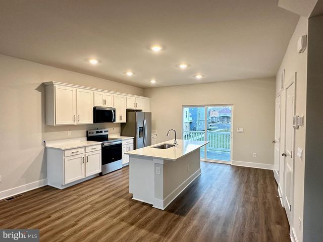 1801 HARVEST DR, Winchester, VA 22601