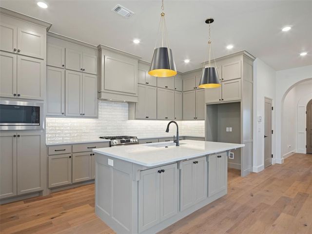 3803 Bedrock Drive, Norman, OK 73069
