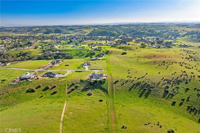 5995 Black Tail Place, Paso Robles, CA 93446