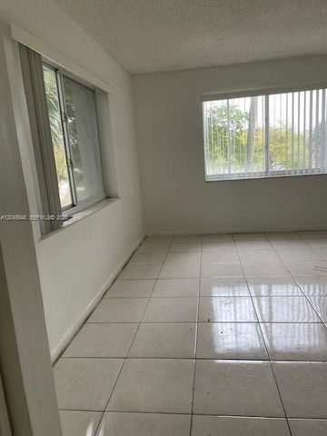 5612 Rock Island Rd 167, Tamarac, FL 33319