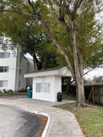 5612 Rock Island Rd 167, Tamarac, FL 33319