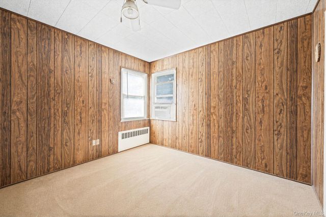 223 N Fulton Avenue, Lindenhurst, NY 11757