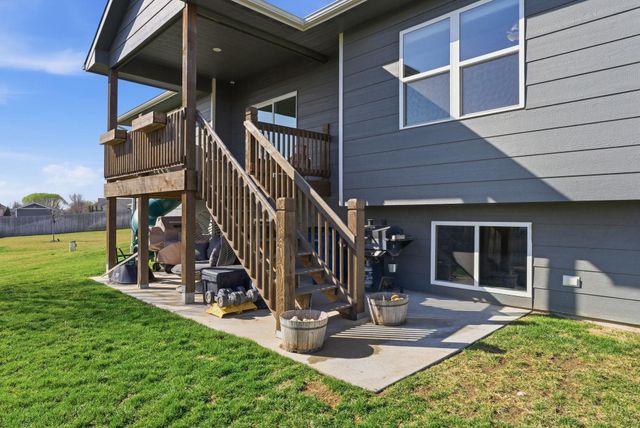 1624 N Bellick Ct, Wichita, KS 67235