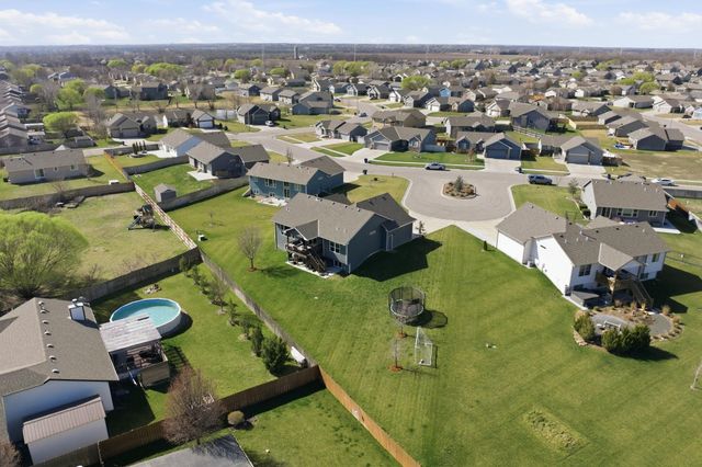 1624 N Bellick Ct, Wichita, KS 67235