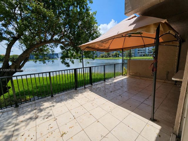 9135 Fontainebleau Boulevard 7, Miami, FL 33172