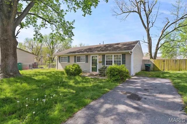 1604 Parklane Drive, Cahokia, IL 62206
