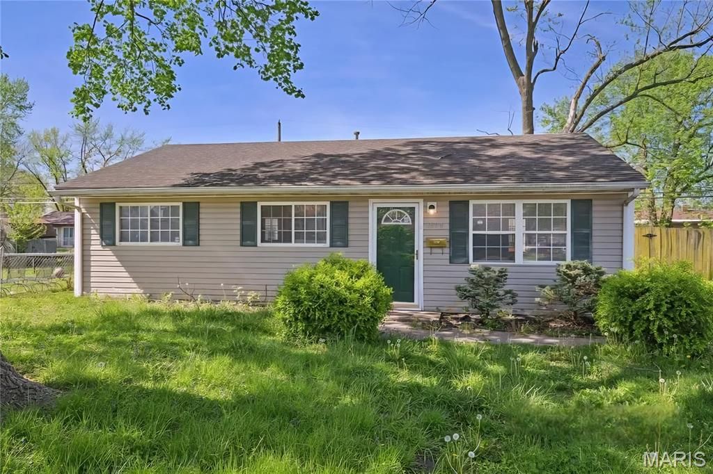 1604 Parklane Drive, Cahokia, IL 62206