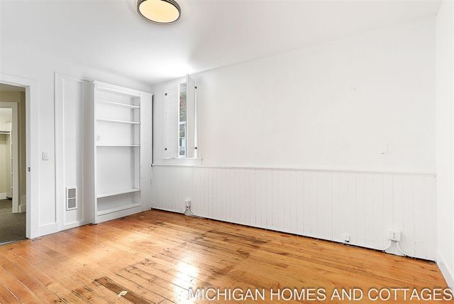 1395 Blue Star Highway, South Haven, MI 49090