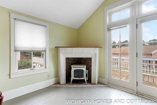 1395 Blue Star Highway, South Haven, MI 49090