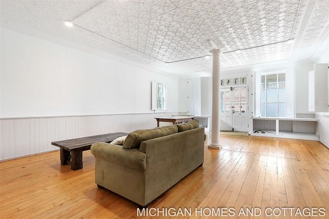 1395 Blue Star Highway, South Haven, MI 49090