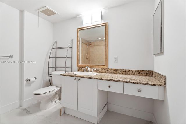 19501 W COUNTRY CLUB DR 2506, Aventura, FL 33180