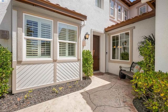 227 Olivia Ct, San Ramon, CA 94582