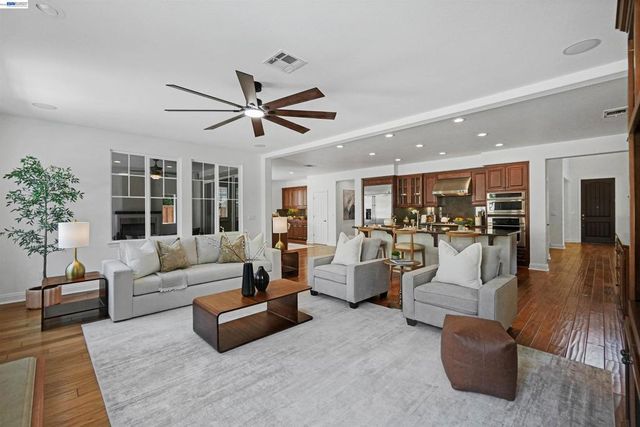 227 Olivia Ct, San Ramon, CA 94582
