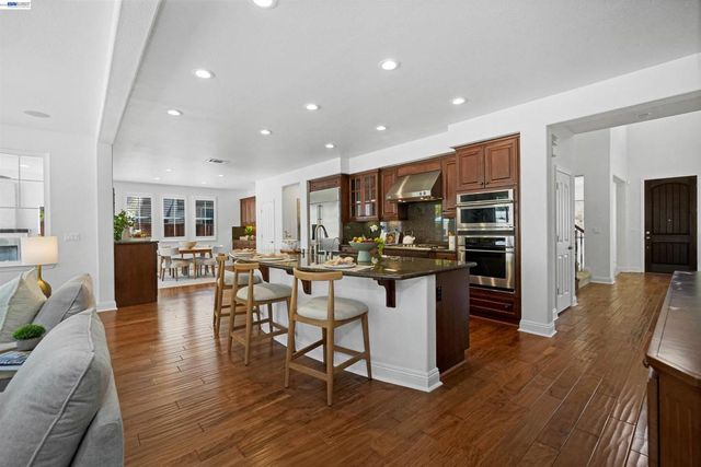 227 Olivia Ct, San Ramon, CA 94582