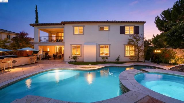 227 Olivia Ct, San Ramon, CA 94582