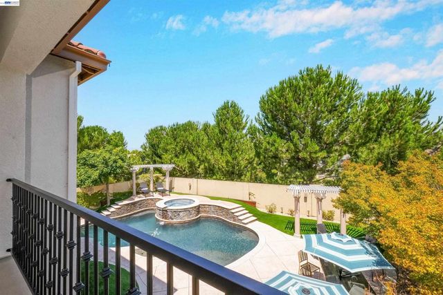 227 Olivia Ct, San Ramon, CA 94582