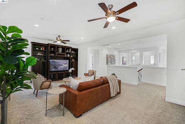 227 Olivia Ct, San Ramon, CA 94582