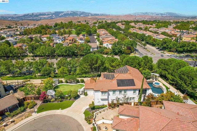227 Olivia Ct, San Ramon, CA 94582