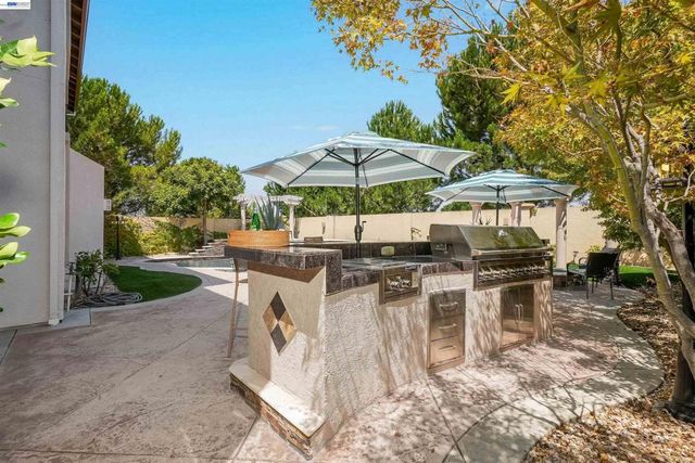 227 Olivia Ct, San Ramon, CA 94582