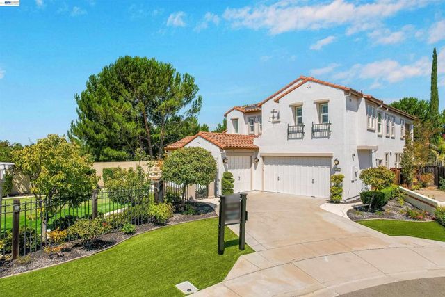 227 Olivia Ct, San Ramon, CA 94582