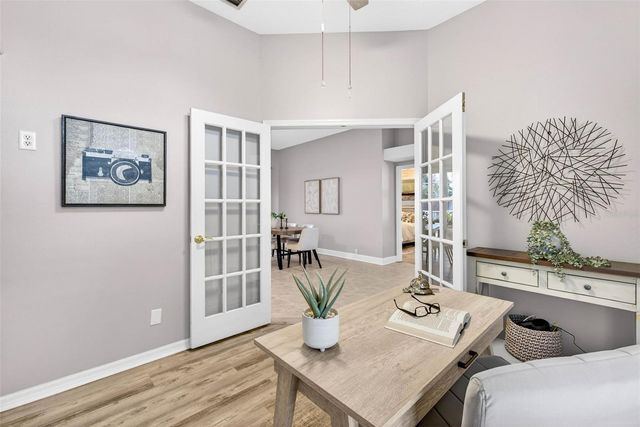 9608 WOODBAY DRIVE, Tampa, FL 33626