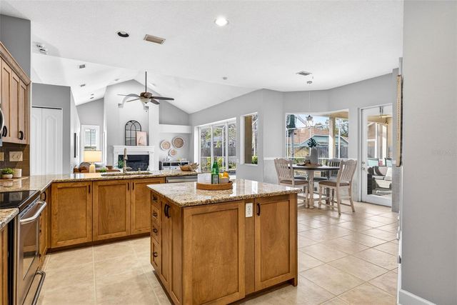 9608 WOODBAY DRIVE, Tampa, FL 33626