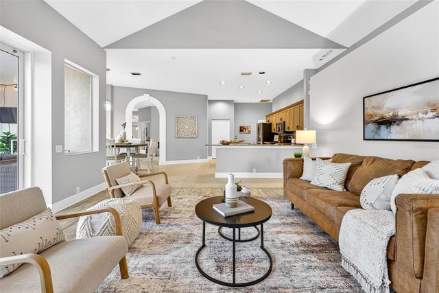 9608 WOODBAY DRIVE, Tampa, FL 33626