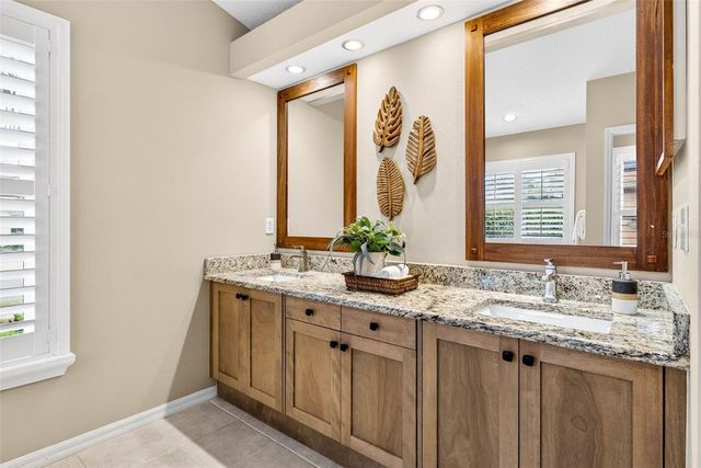 9608 WOODBAY DRIVE, Tampa, FL 33626