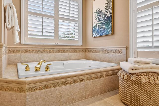 9608 WOODBAY DRIVE, Tampa, FL 33626