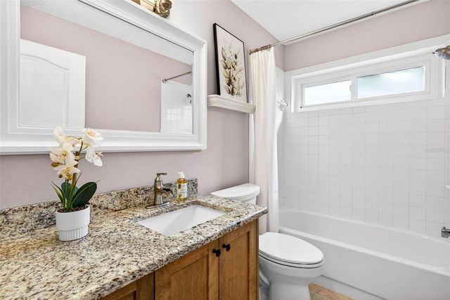 9608 WOODBAY DRIVE, Tampa, FL 33626